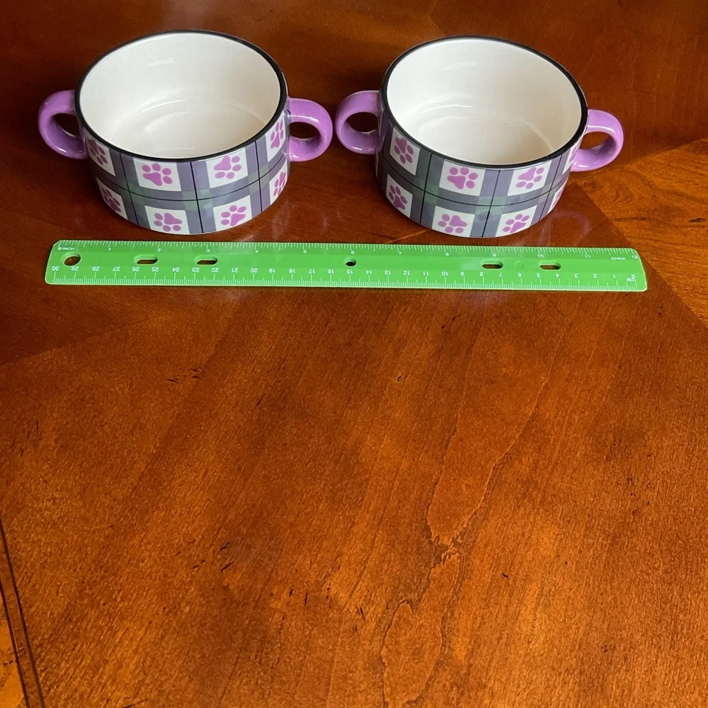 Dog or Cat Food / Water Bowls, Small w handles, light purple paw prints ADORABLE